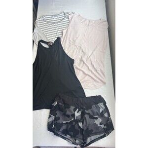 4 Lot Athleta Womens Black Camo‎ Shorts Lining Small With 3 Athleta Tops Small